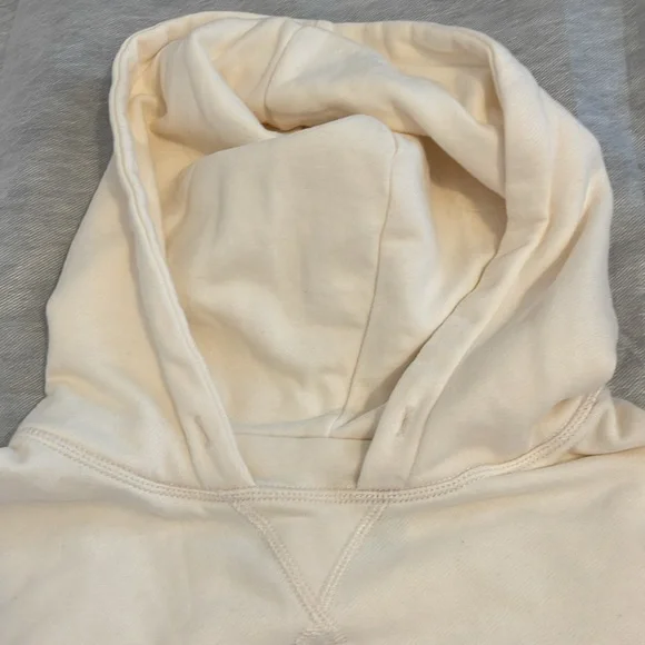 American Eagle Outfitters Cream Hoodie with Blue Lettering - Picture 3 of 13
